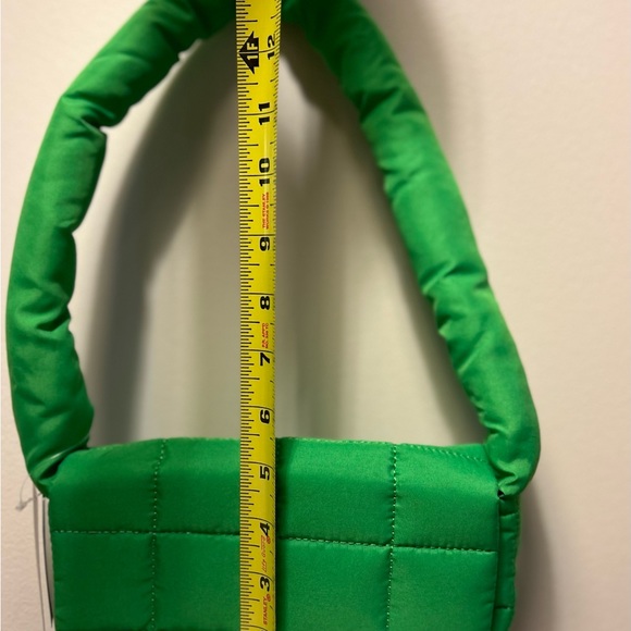 H&M Green Quilted Soft Handbag - Picture 8 of 8
